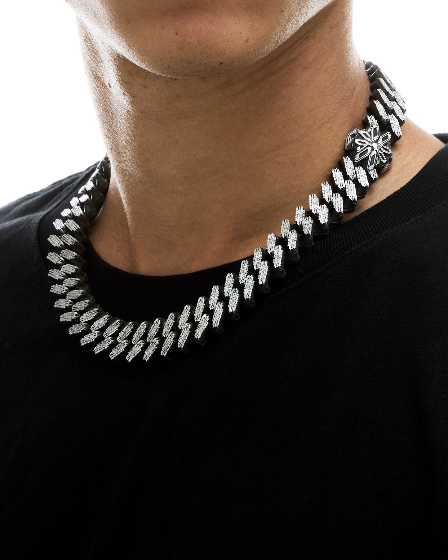CUBAN CR-17 Necklace